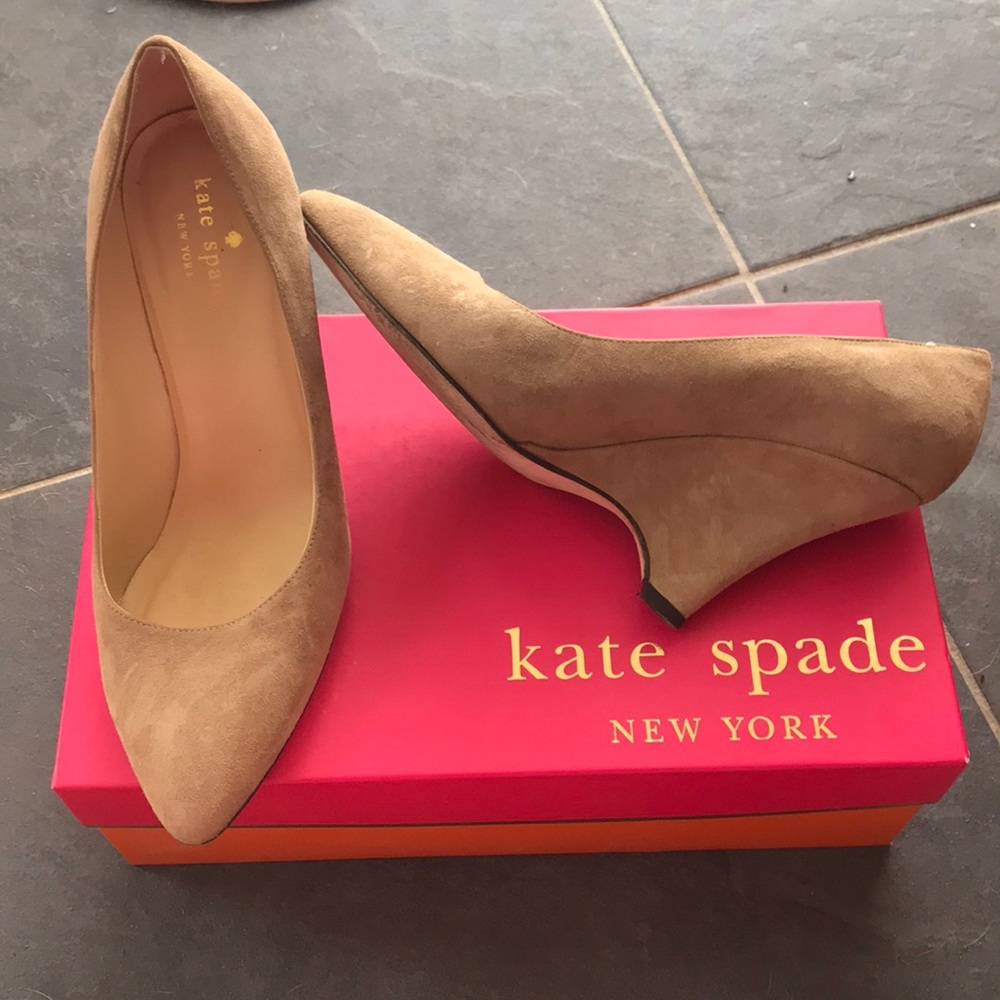 Kate Spade tan suede pump wedges SZ 6.5